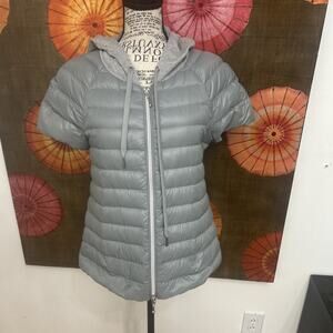Anorak Gray Mixed Media Quilted Short Sleeve Down Hoodie Jacket -Lightweight SM